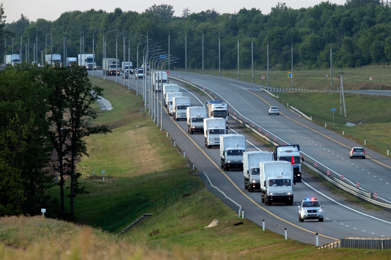 Illustration for article titled Russia's Massive Mystery Convoy & A Phantom Battle Inside Ukraine